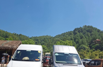 Cho thuê xe 16 chỗ đi Vũng chùa đảo Yến hàng ngày